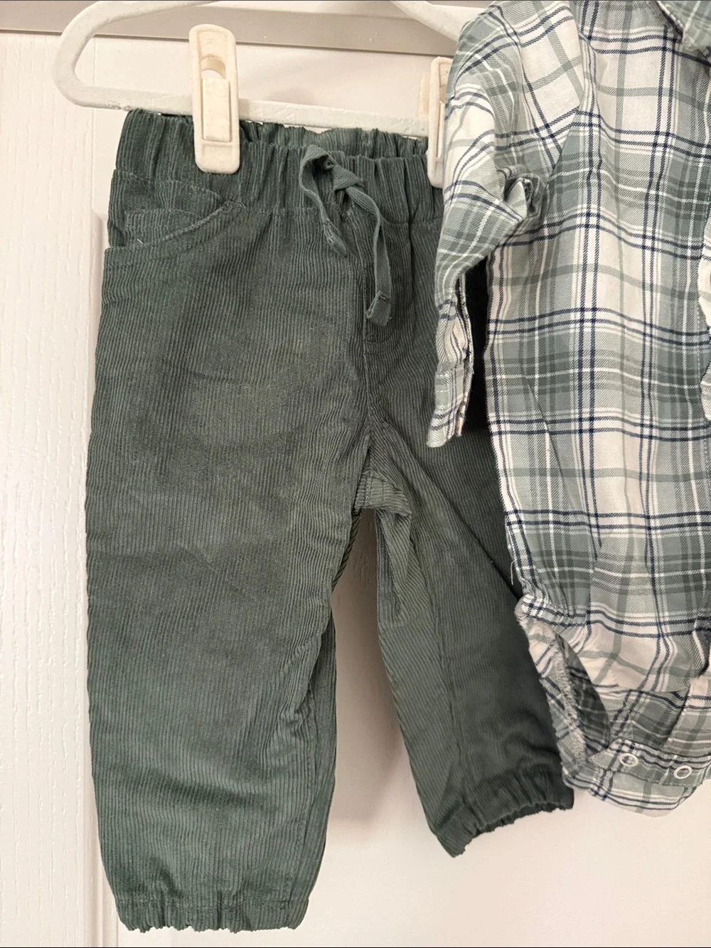 Carter's Plaid Button-Up Bodysuit in White and Green